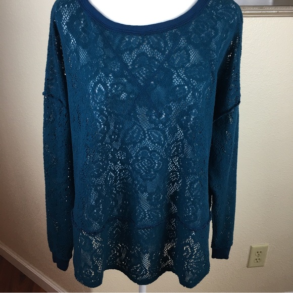 Free People Tops - Free People Woman's Oversized Lace Knit Top in Sapphire Size XS